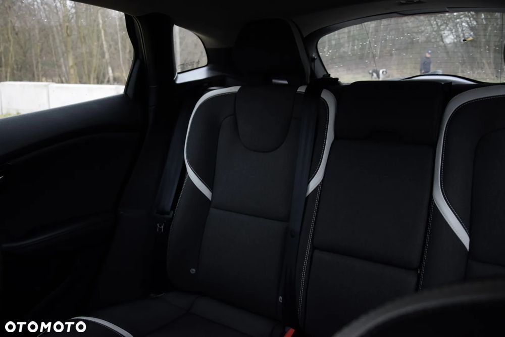 Volvo V40 T3 Geartronic - 17
