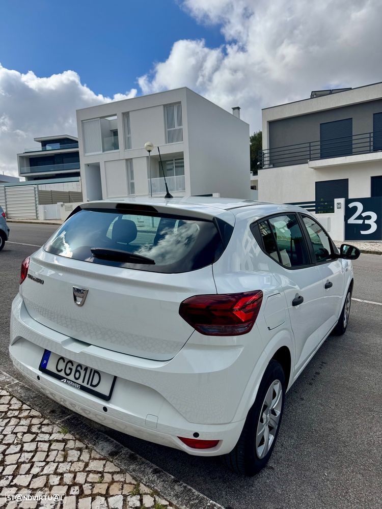Dacia Sandero - 6