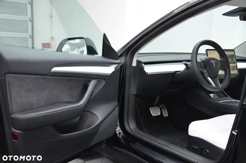 Tesla Model 3 Langstreckenbatterie Allradantrieb Dual Motor Performance - 10