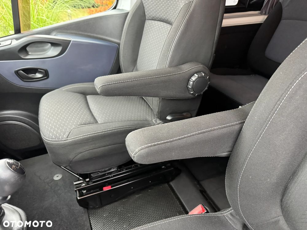 Opel Vivaro L1H1 - 24