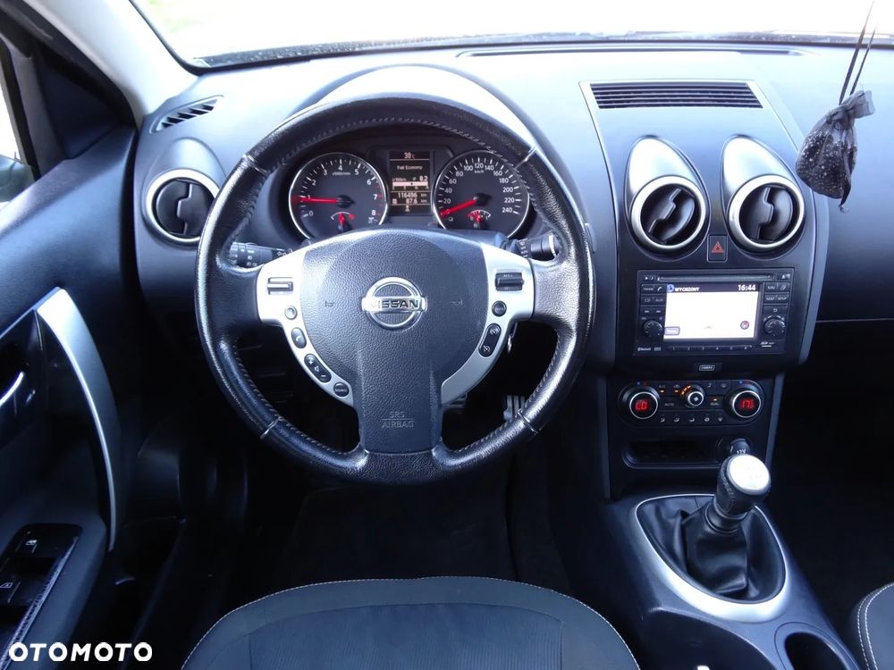 Nissan Qashqai 2.0 360 - 19