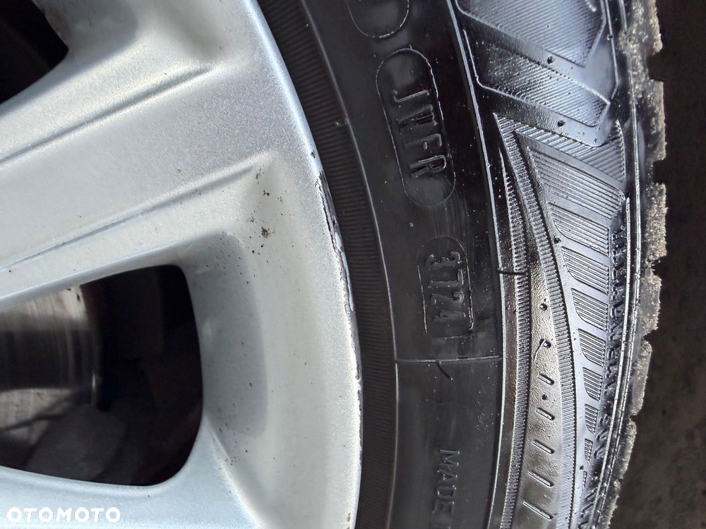 Ford Focus 1.0 EcoBoost Titanium Business - 23