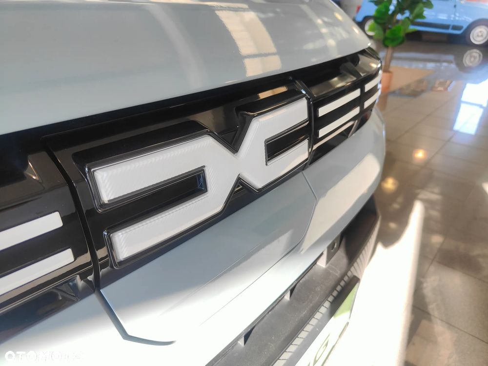 Dacia Spring Electric 24.3kWh 100 Extreme - 9