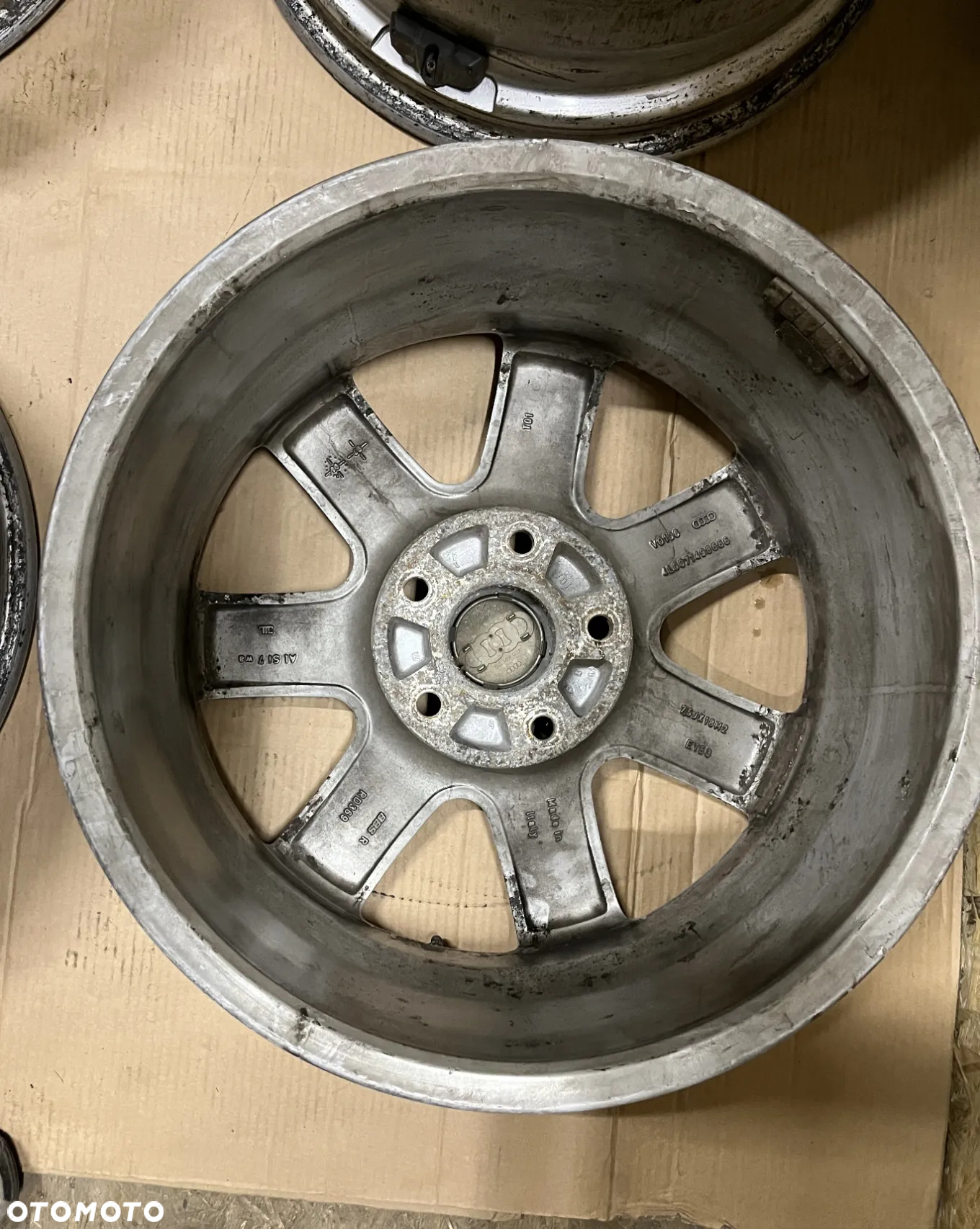 Felgi aluminiowe 7,5J x 18H2 ET53 Audi komplet - 11