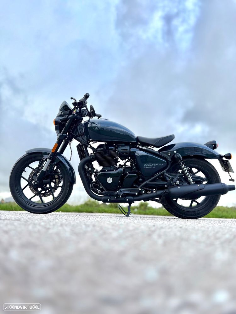 Royal Enfield Model G Shotgun 650 - 11