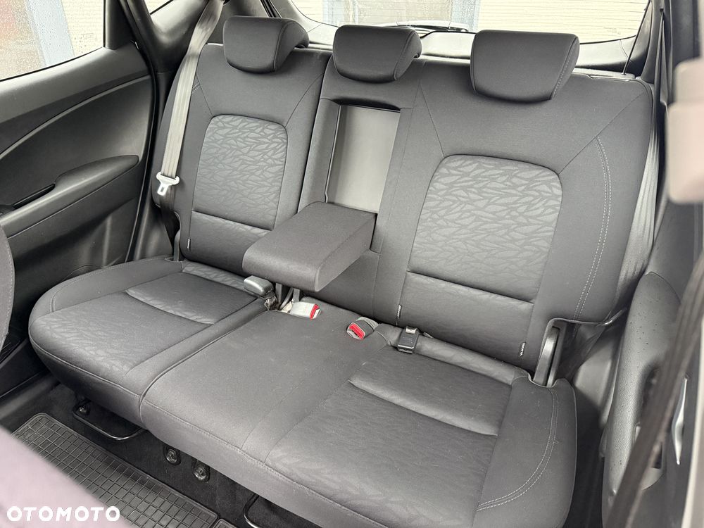 Hyundai ix20 1.4 blue YES Silver - 29