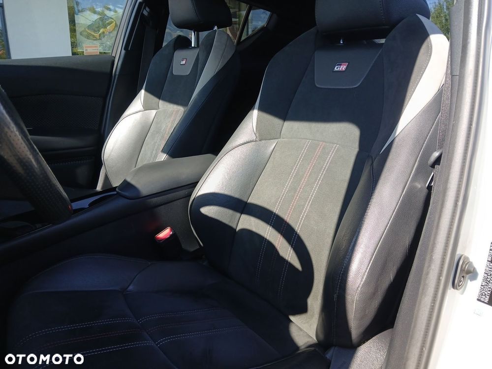Toyota C-HR 2.0 Hybrid GR Sport - 40