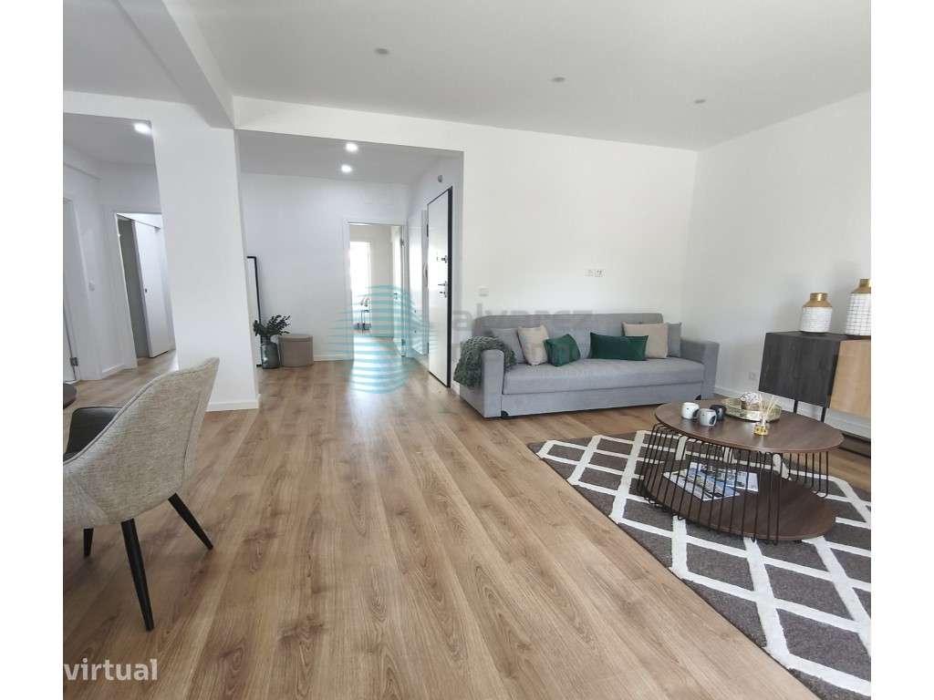 Apartamento T3, totalmente remodelado, Benfica - Grande imagem: 5/23