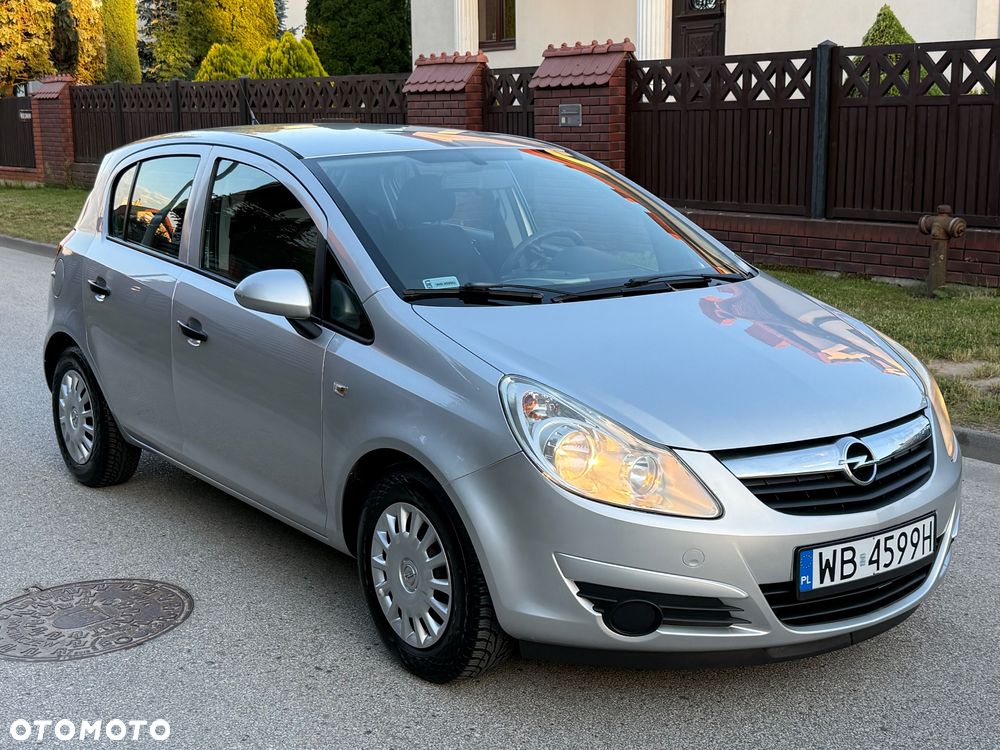 Opel Corsa 1.2 16V Essentia - 8