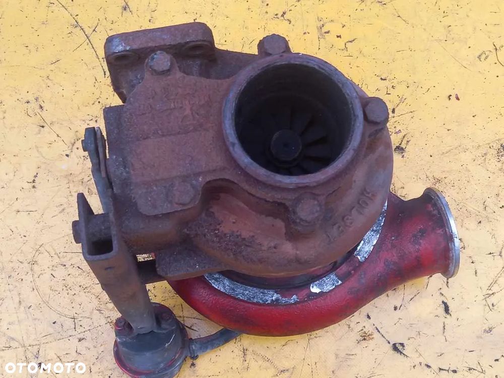 Turbosprężarka McCormick MTX200 - 6