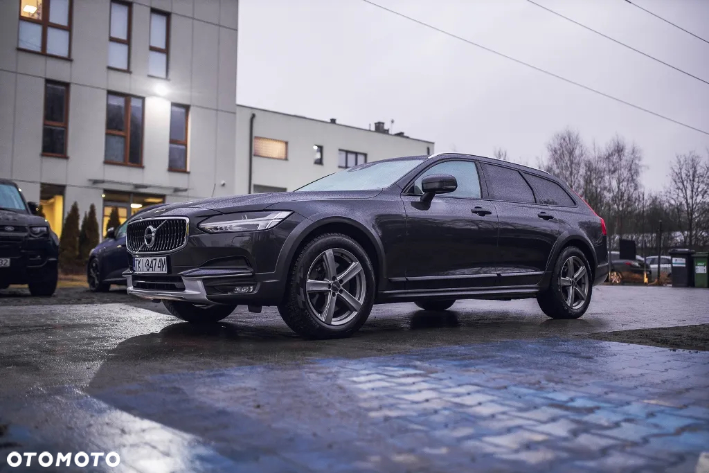 Volvo V90 D4 AWD Geartronic Momentum - 19