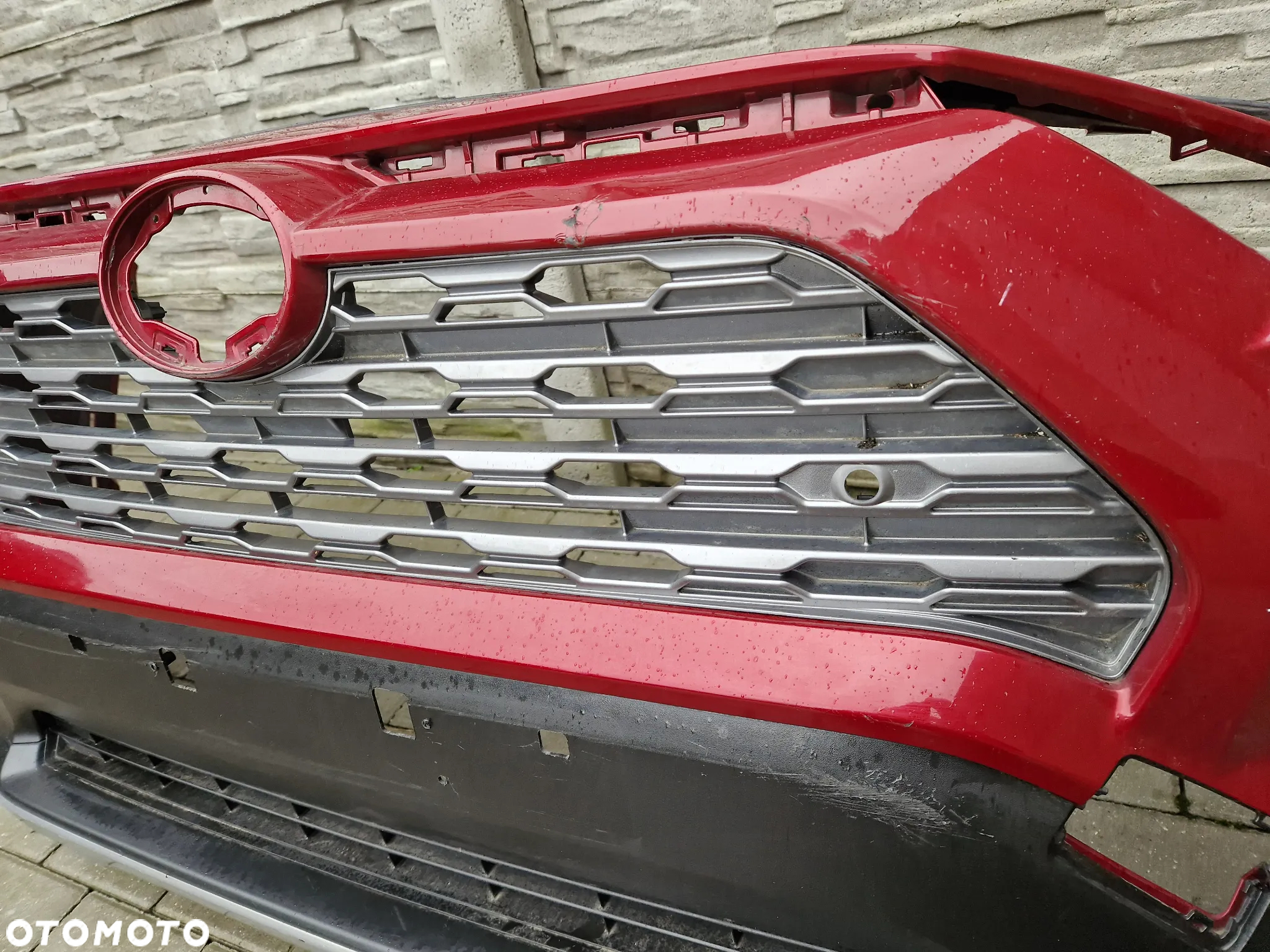 Zderzak Toyota Rav4 v 2019 - - 3