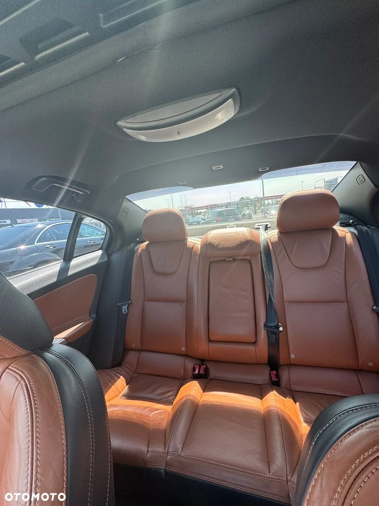 Volvo S60 T5 Drive-E R-Design Momentum - 11