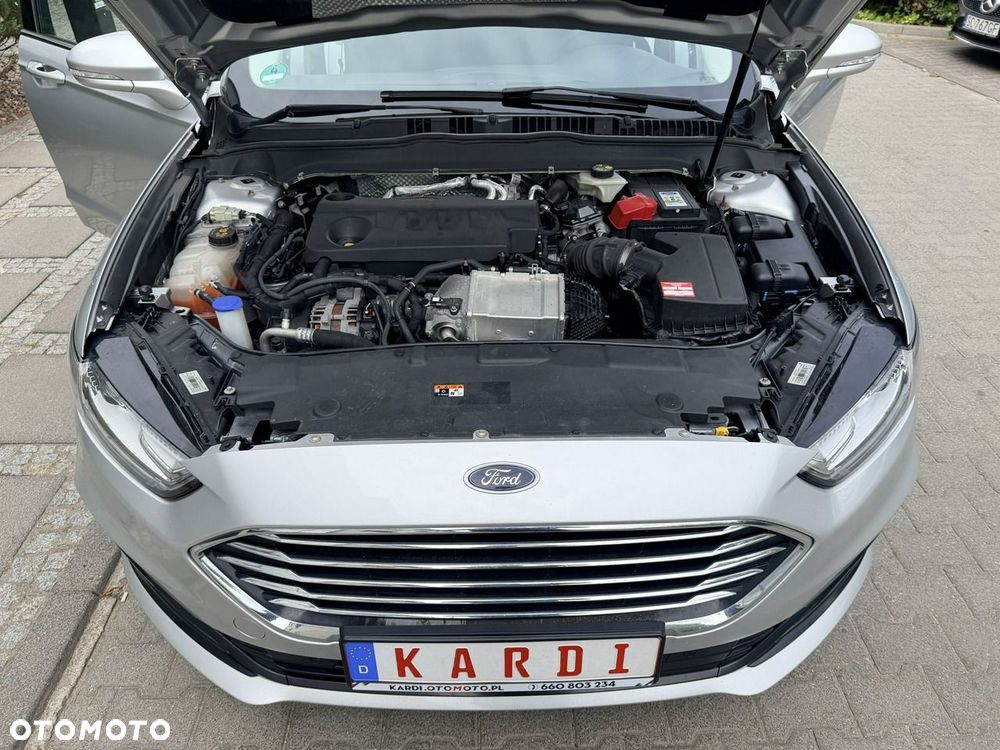 Ford Mondeo - 32