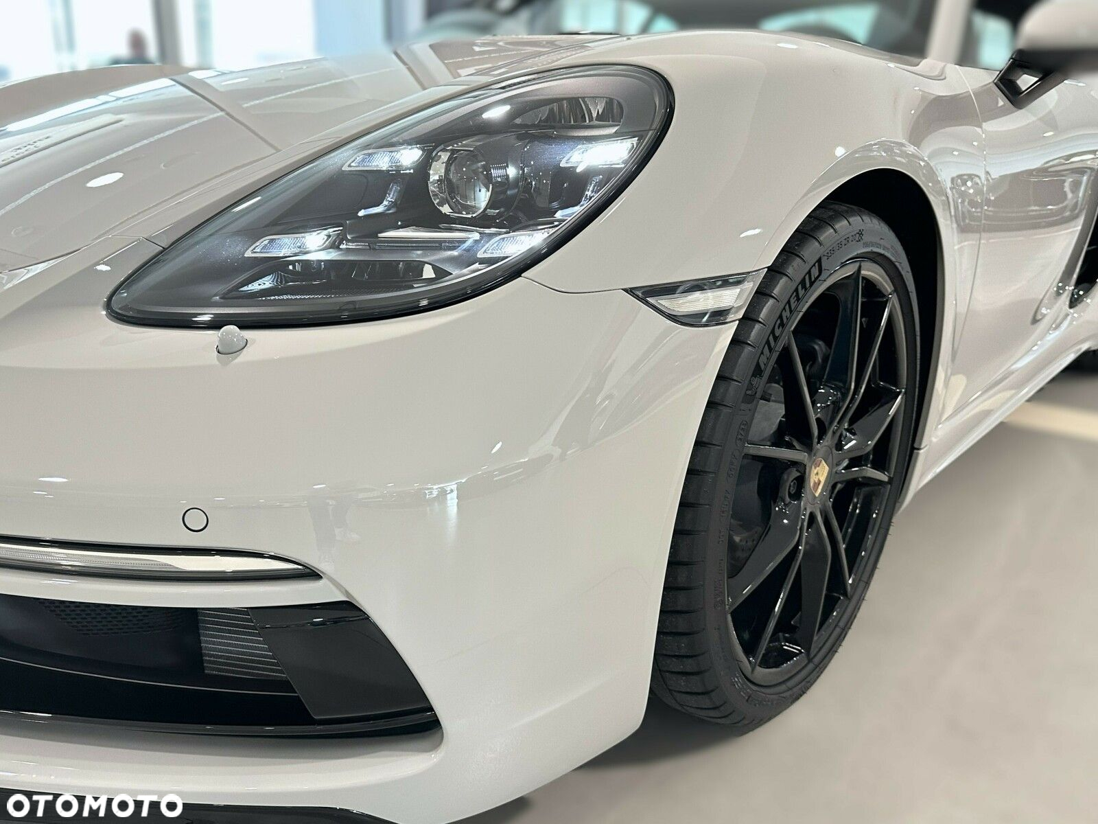 Porsche 718 Cayman - 6