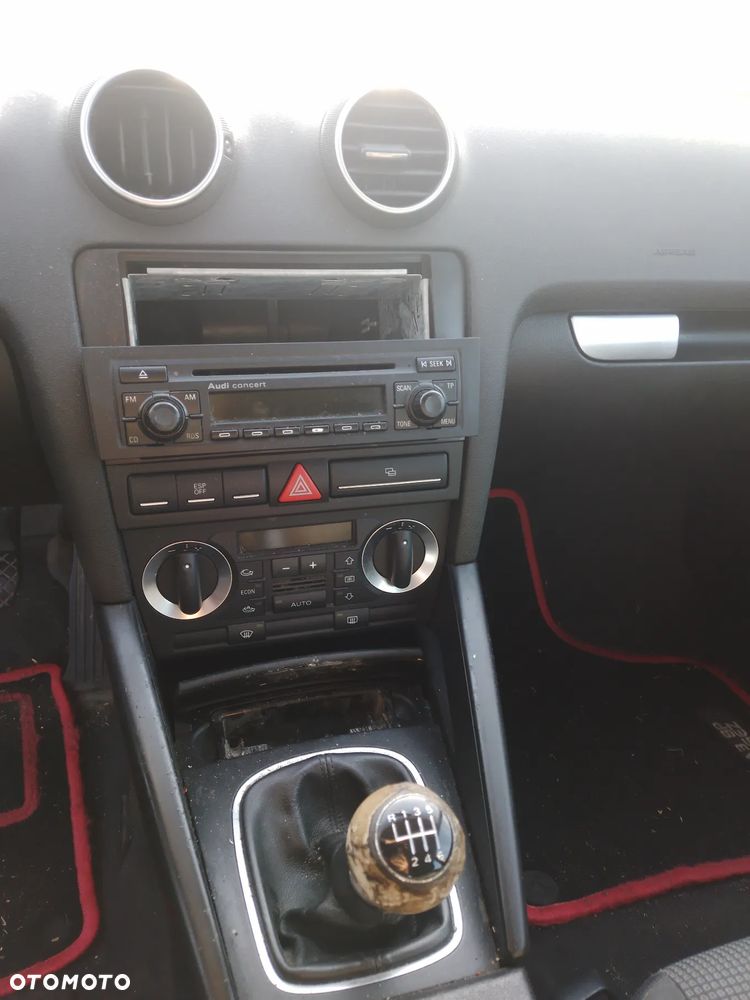 AUDI A3 8P 03-08 2.0 TDI BKD LY7W  LAMPA PRZÓD PRAWA LEWA - 24