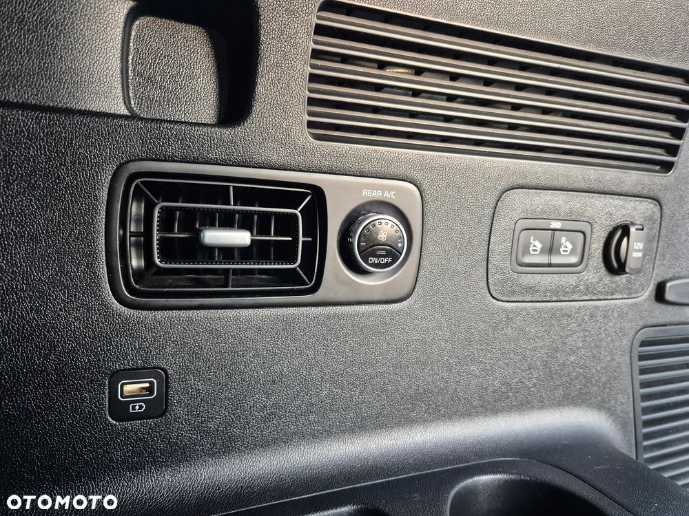 Kia Sorento 1.6 T-GDI HEV L 7os - 30