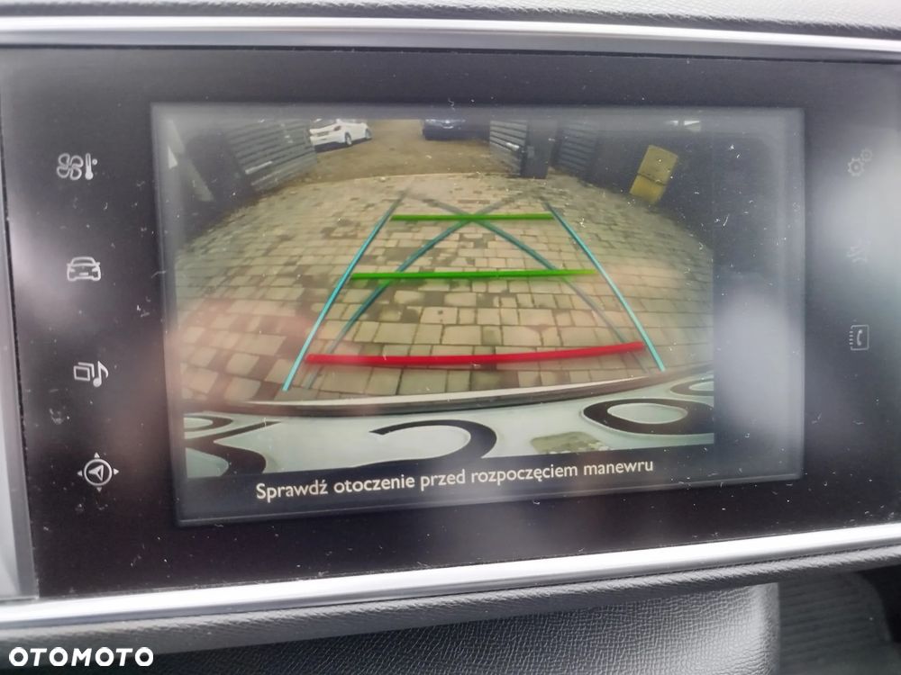 Peugeot 308 125 THP Allure - 29