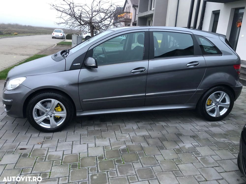 Mercedes-Benz B 180 - 10