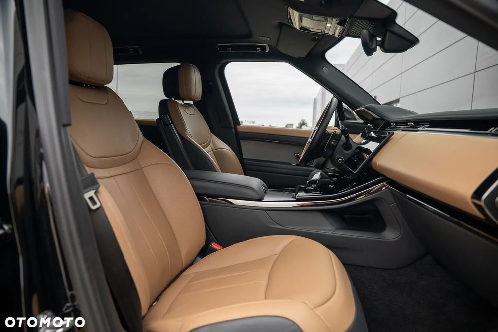 Land Rover Range Rover Sport - 15