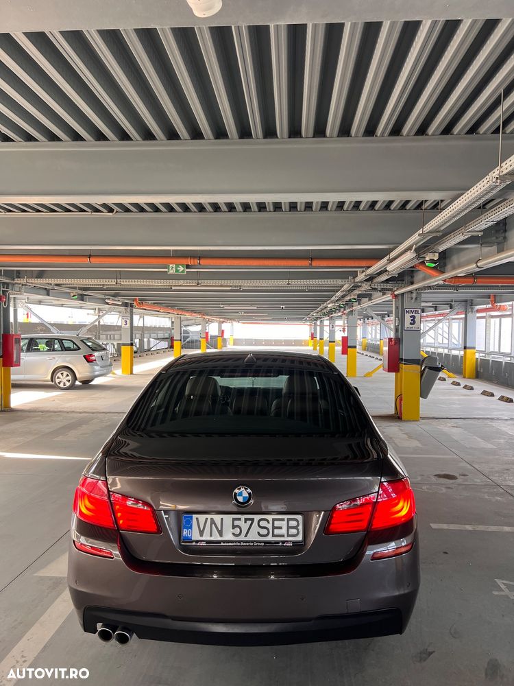 BMW Seria 5 520d - 5