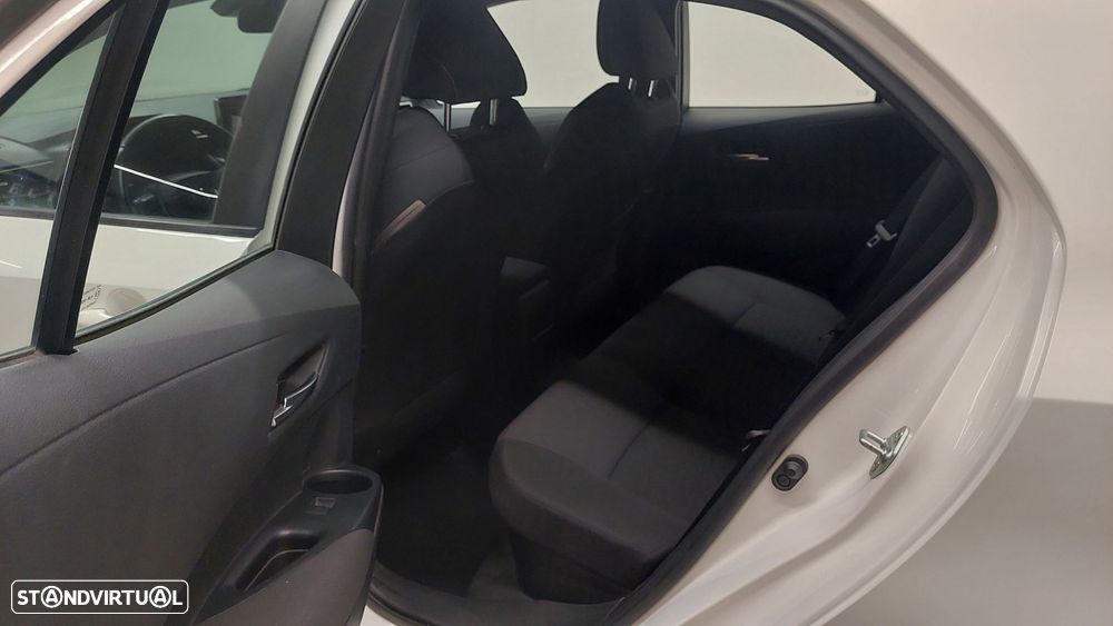 Toyota Corolla - 12