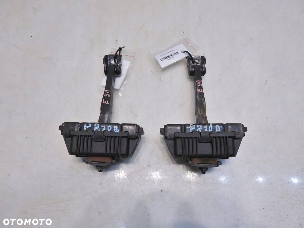 OGRANICZNIK DRZWI PRZÓD BMW 3 E91 7176807 - 2