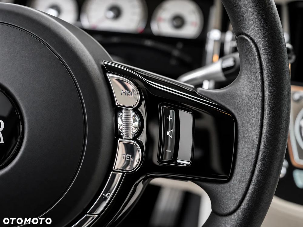 Rolls-Royce Wraith - 20