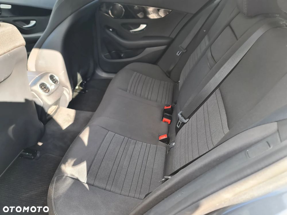 Mercedes-Benz Klasa C 180 d 9G-TRONIC - 6