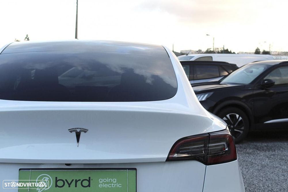 Tesla Model Y Long Range Tração Integral - 14