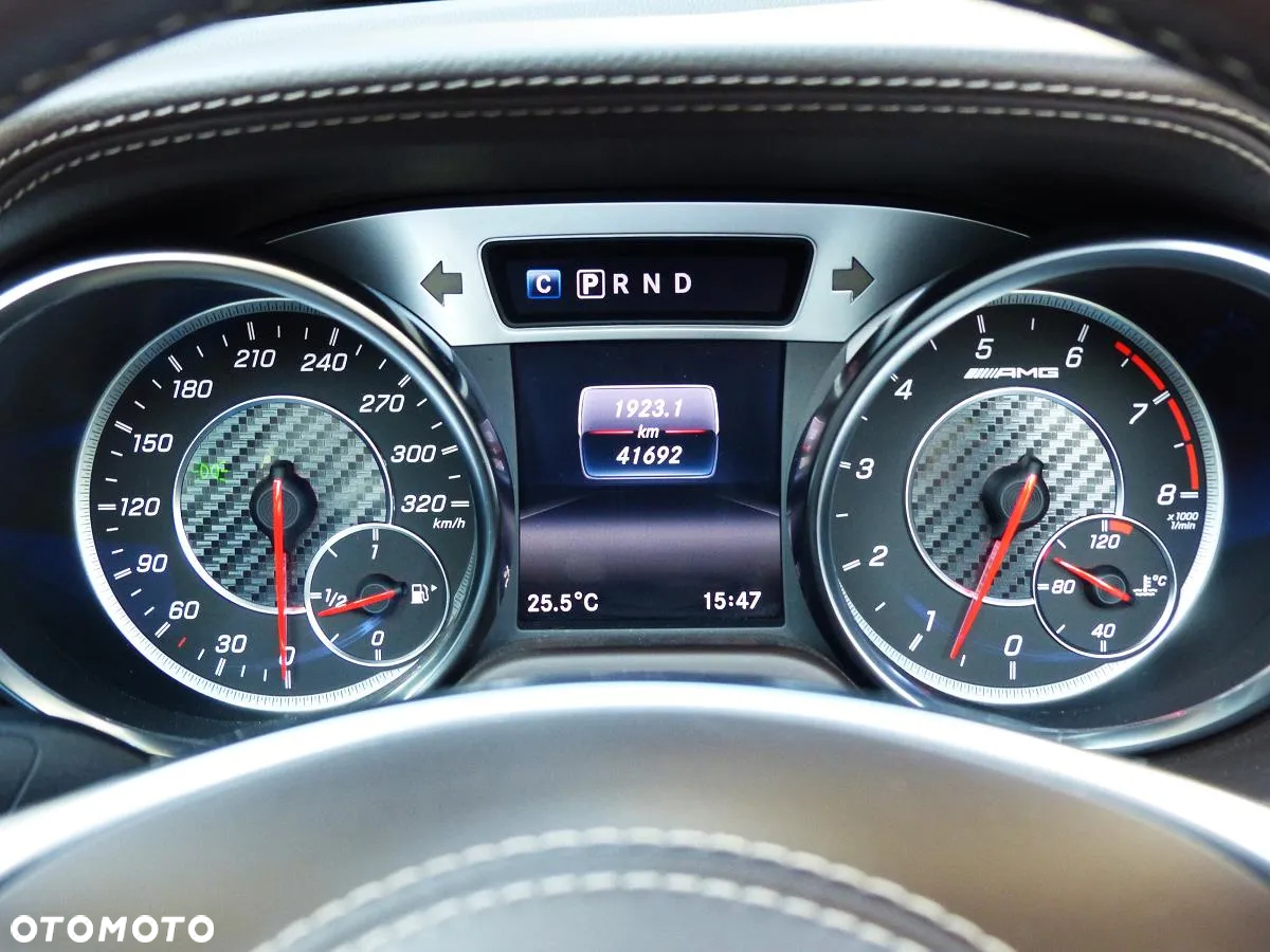 Mercedes-Benz SL AMG 63 - 12