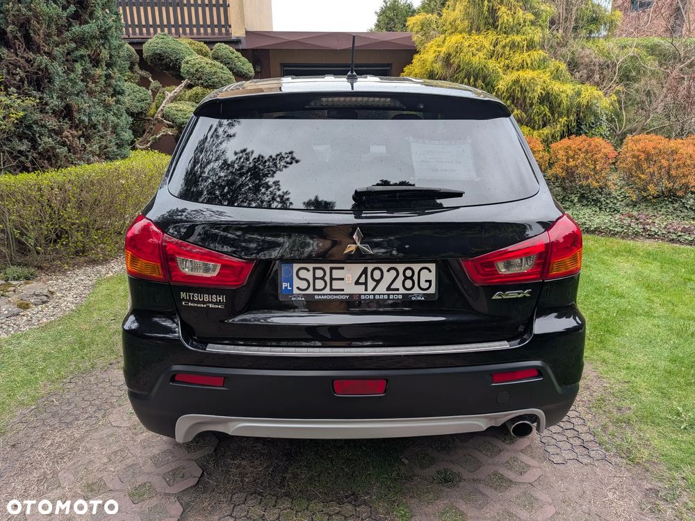 Mitsubishi ASX - 4