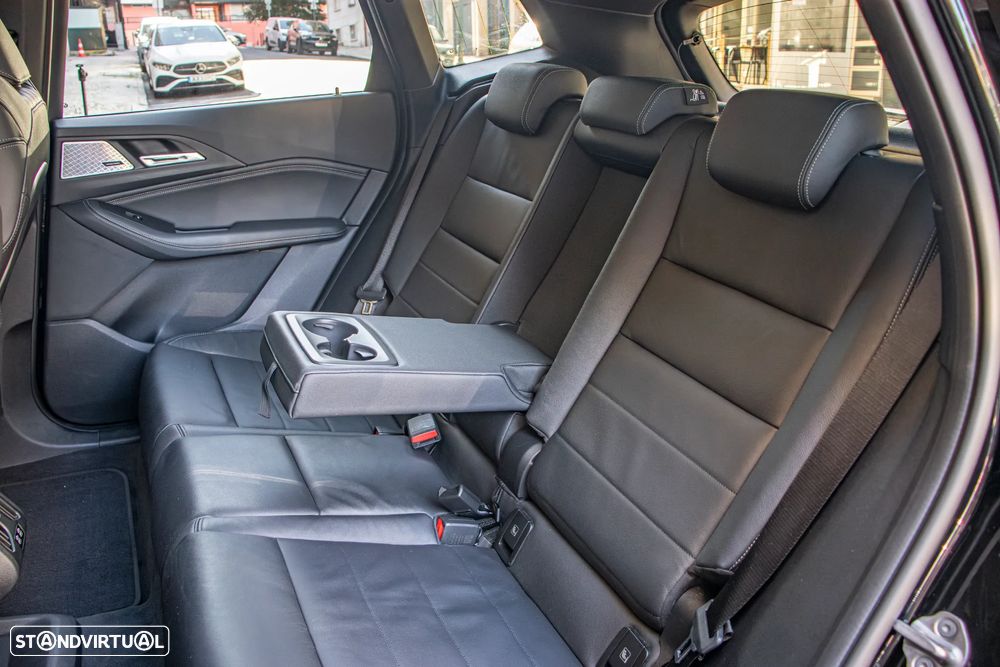 BMW 230xe Active Tourer Pack M - 48