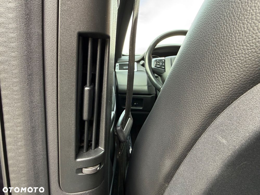 Land Rover Discovery Sport D150 FWD - 23