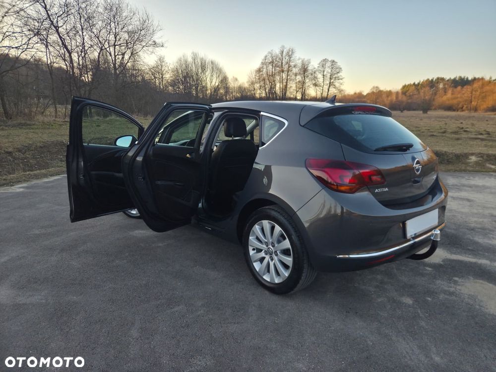Opel Astra 1.7 CDTI DPF Cosmo - 20