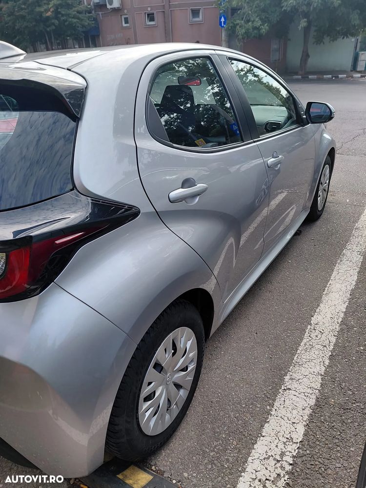 Toyota Yaris 1.5 VVT-i HSD Active - 5
