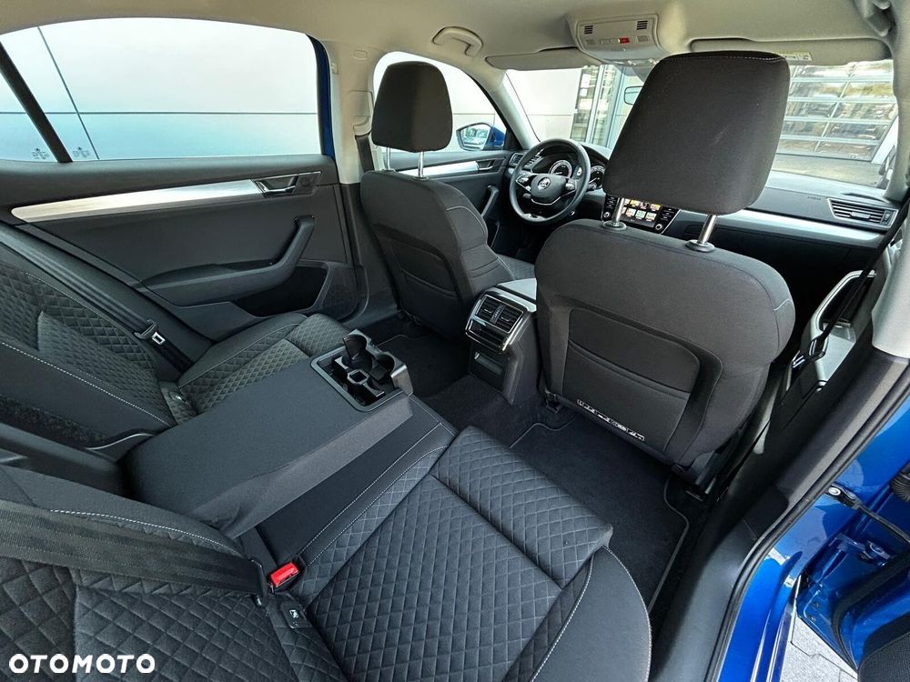 Skoda Superb 2.0 TSI Ambition DSG - 10