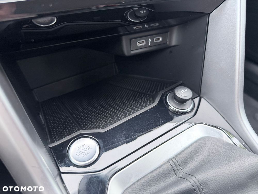 Volkswagen T-Roc 1.5 TSI Special Edition DSG - 22
