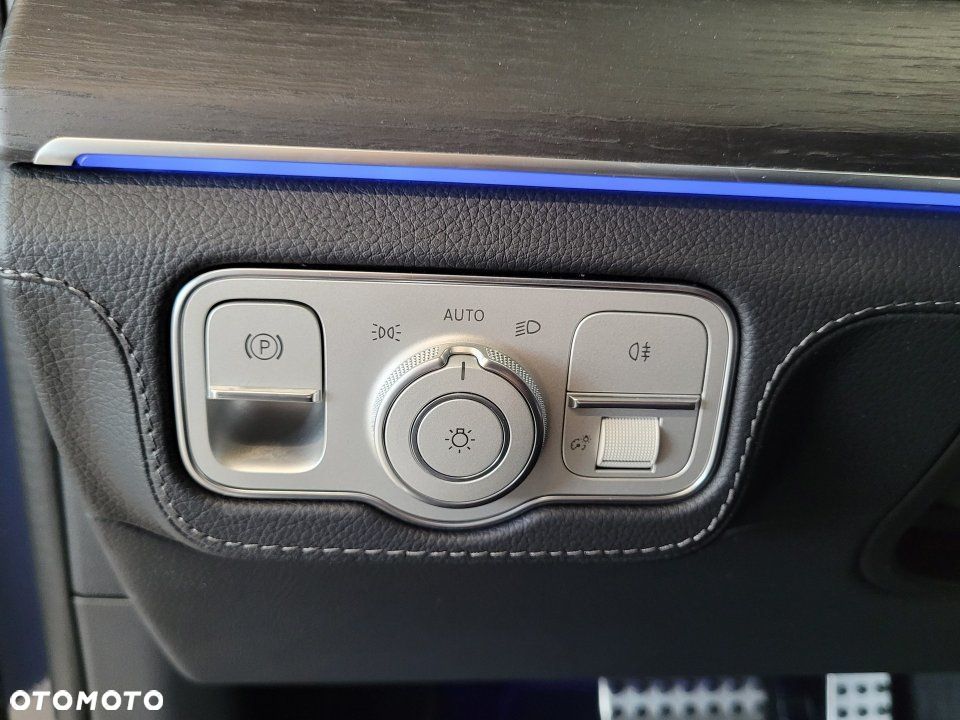 Mercedes-Benz GLE - 12