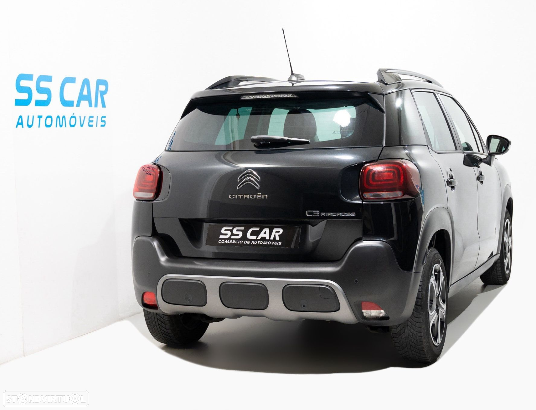 Citroën C3 Aircross 1.2 PureTech Shine - 3
