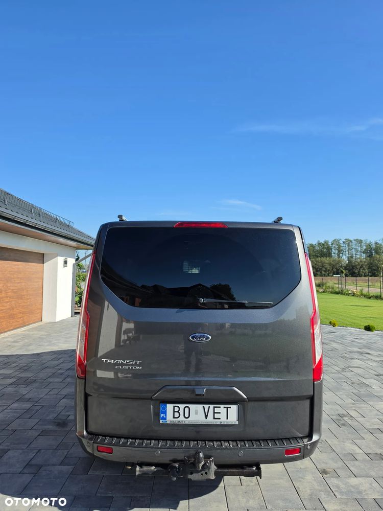 Ford Transit Custom - 11