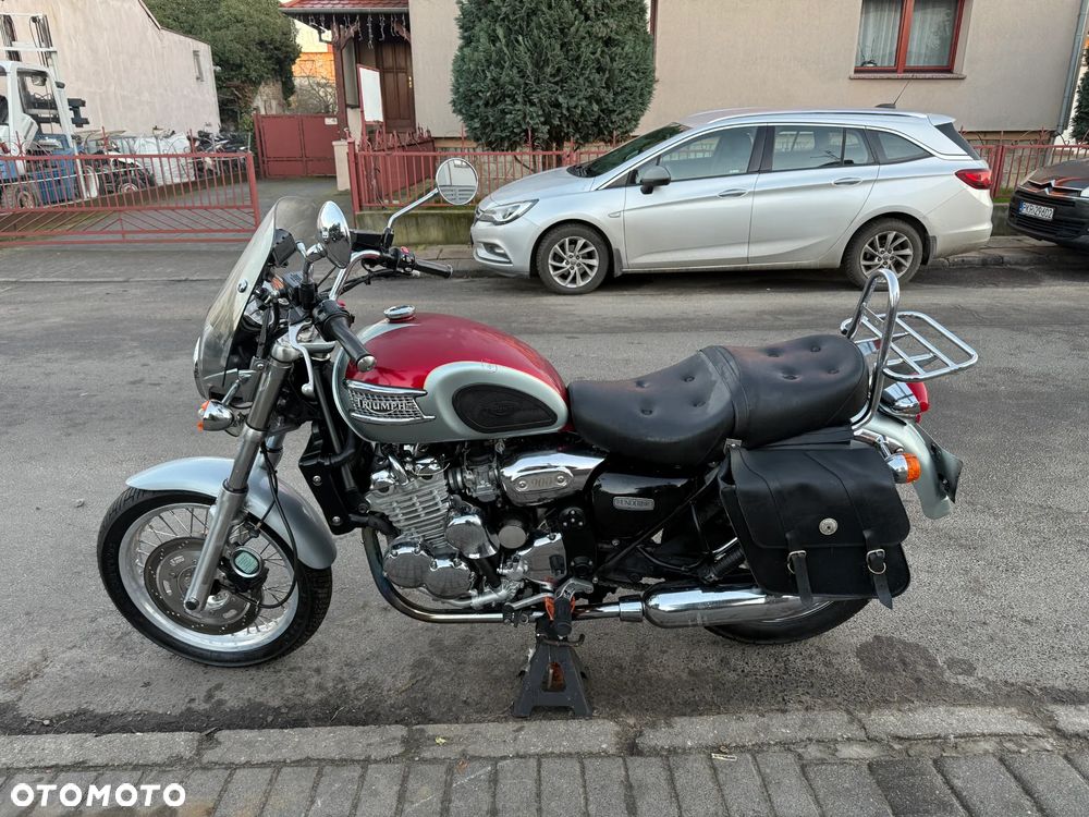 Triumph Thunderbird - 5