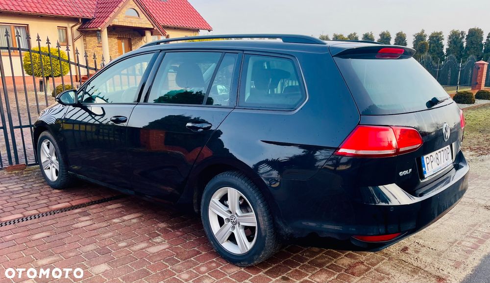 Volkswagen Golf 1.2 TSI BMT Trendline Perfectline - 10