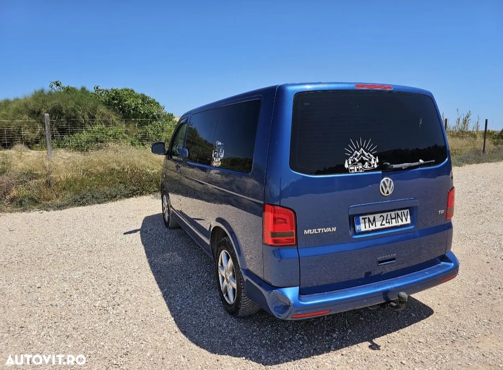 Volkswagen Multivan - 10