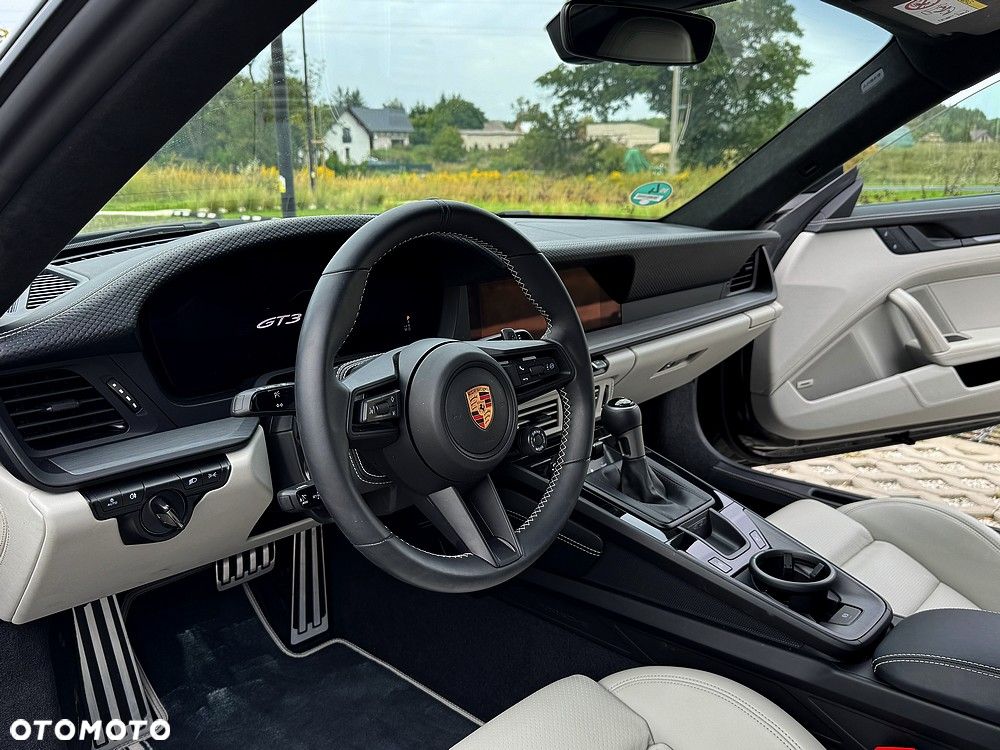 Porsche 911 GT3 PDK mit Touring-Paket - 26