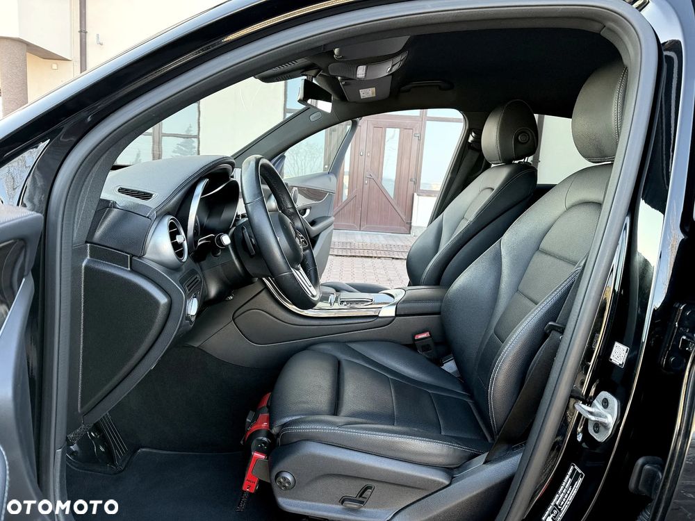 Mercedes-Benz GLC - 10