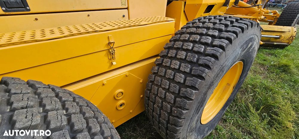 Volvo G 970  Greder 6X4 - 8