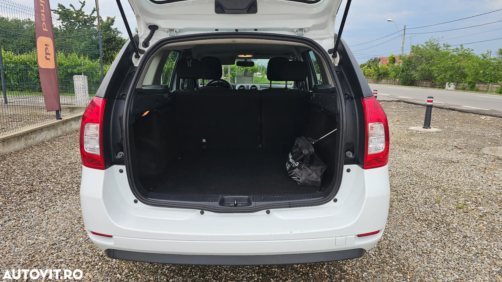 Dacia Logan MCV 1.0 SCe SL PLUS - 17