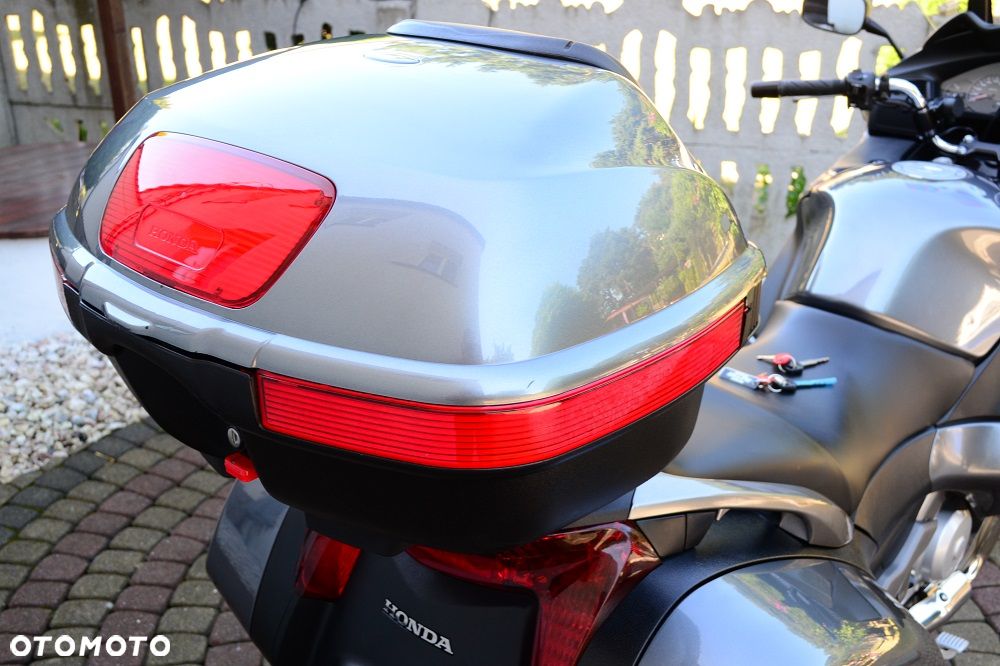 Honda NTV - 8