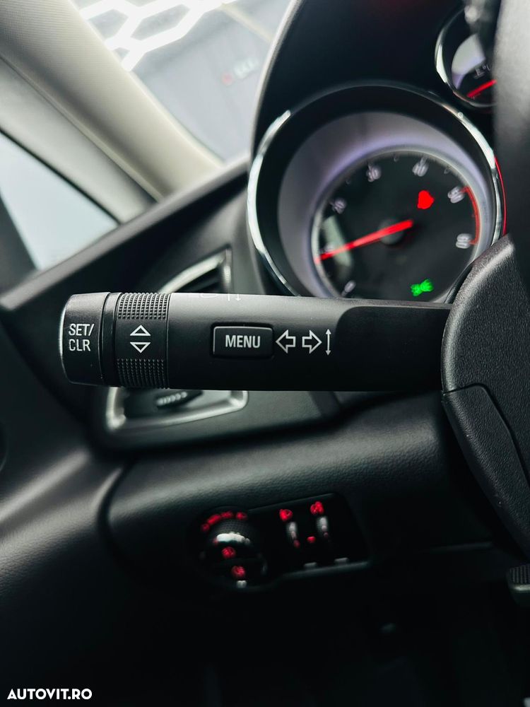 Opel Astra 1.7 CDTI DPF ecoFLEX Start/Stop Active - 26